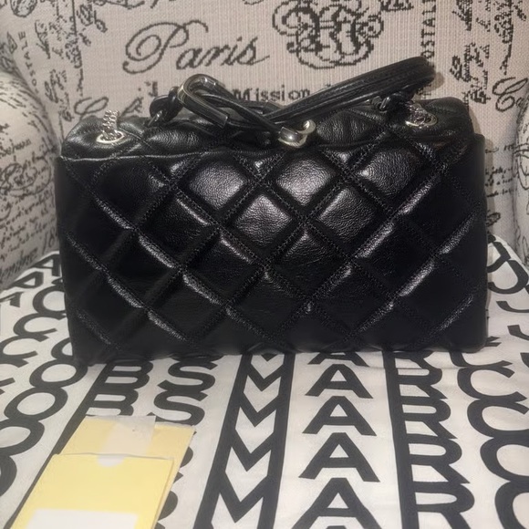 Marc Jacobs Black Quilted Shoulder Bag - Picture 5 of 7